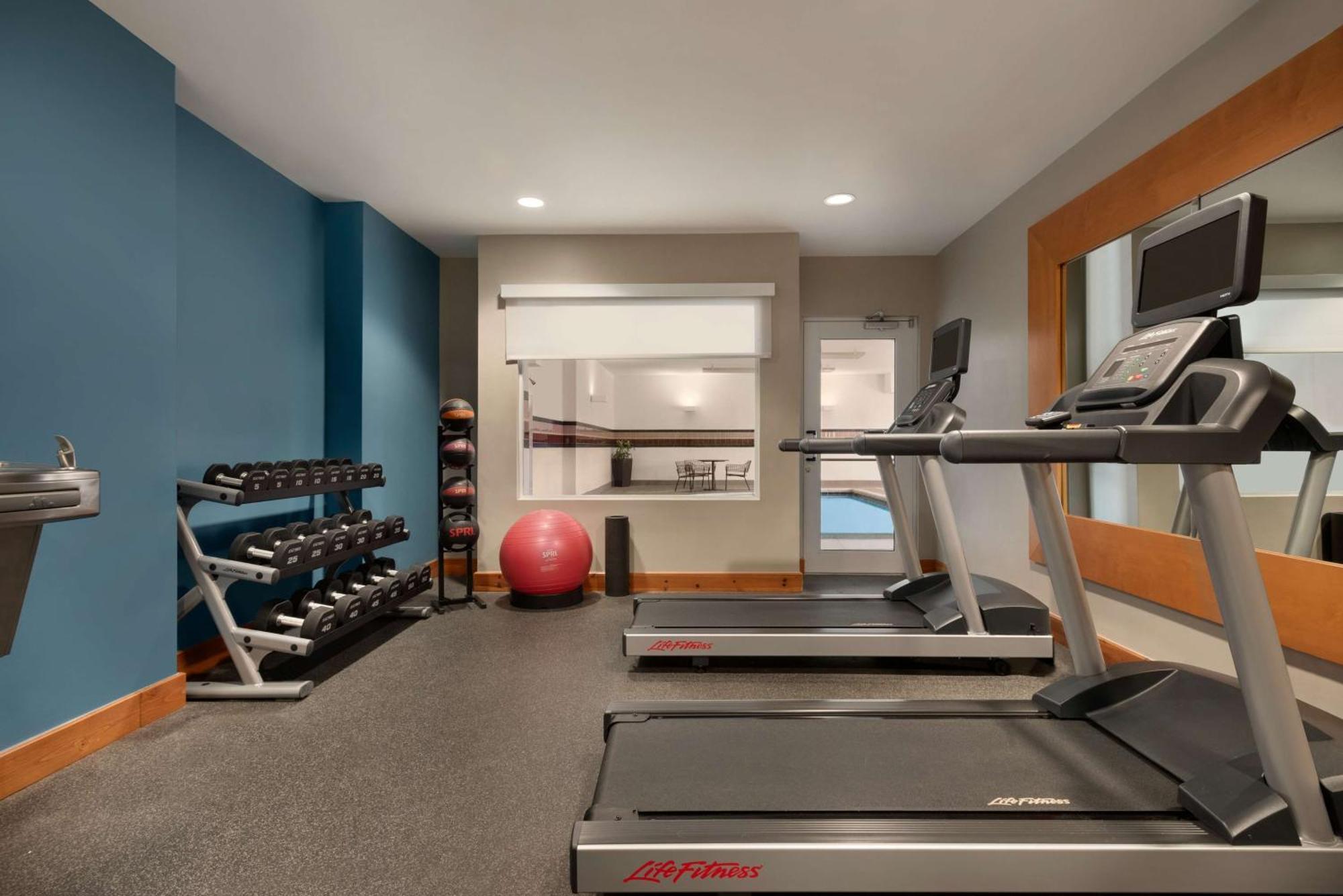 Hotel Hilton Garden Wayne Ellisville