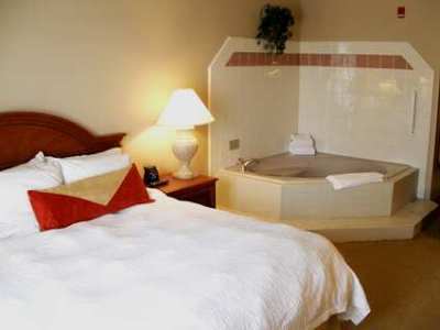 Hilton Garden Wayne Hotel