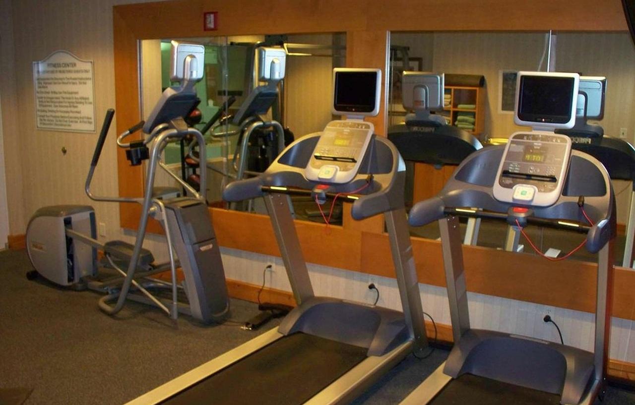 Hilton Garden Wayne 3* Ellisville