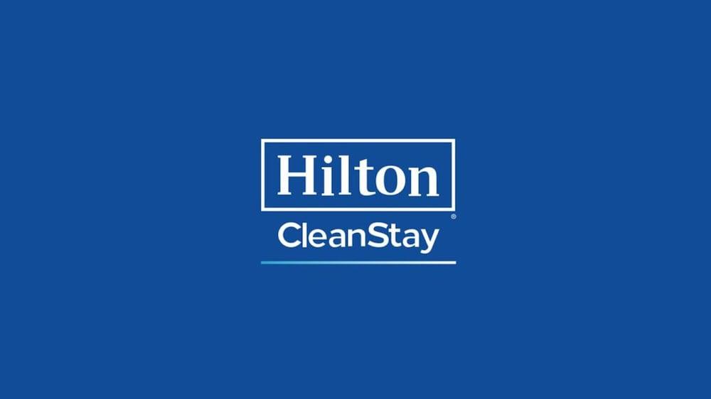 Hilton Garden Wayne 3*