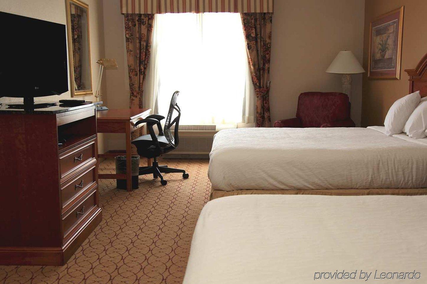 Hilton Garden Wayne Hotel 3*