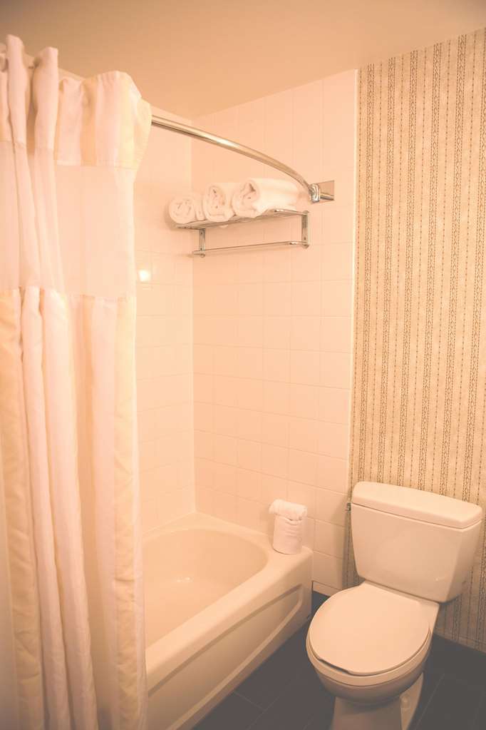 Hilton Garden Wayne Hotel 3*
