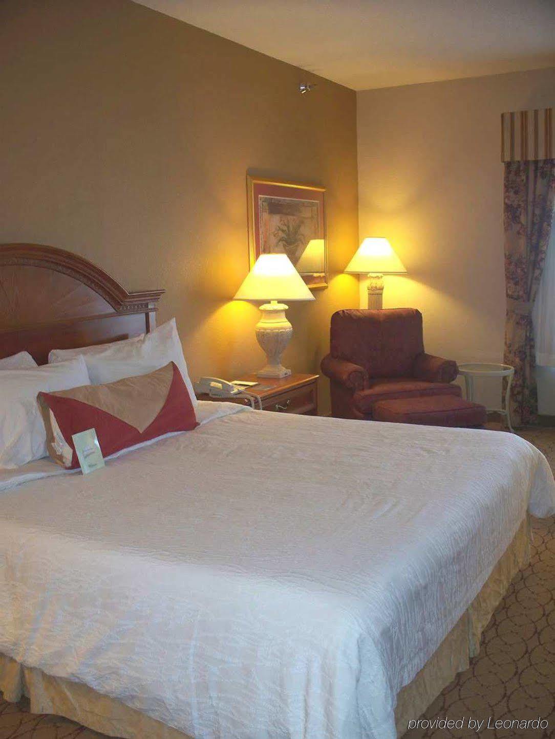 Hilton Garden Wayne Ellisville